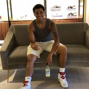 Meet your Posher, Zane